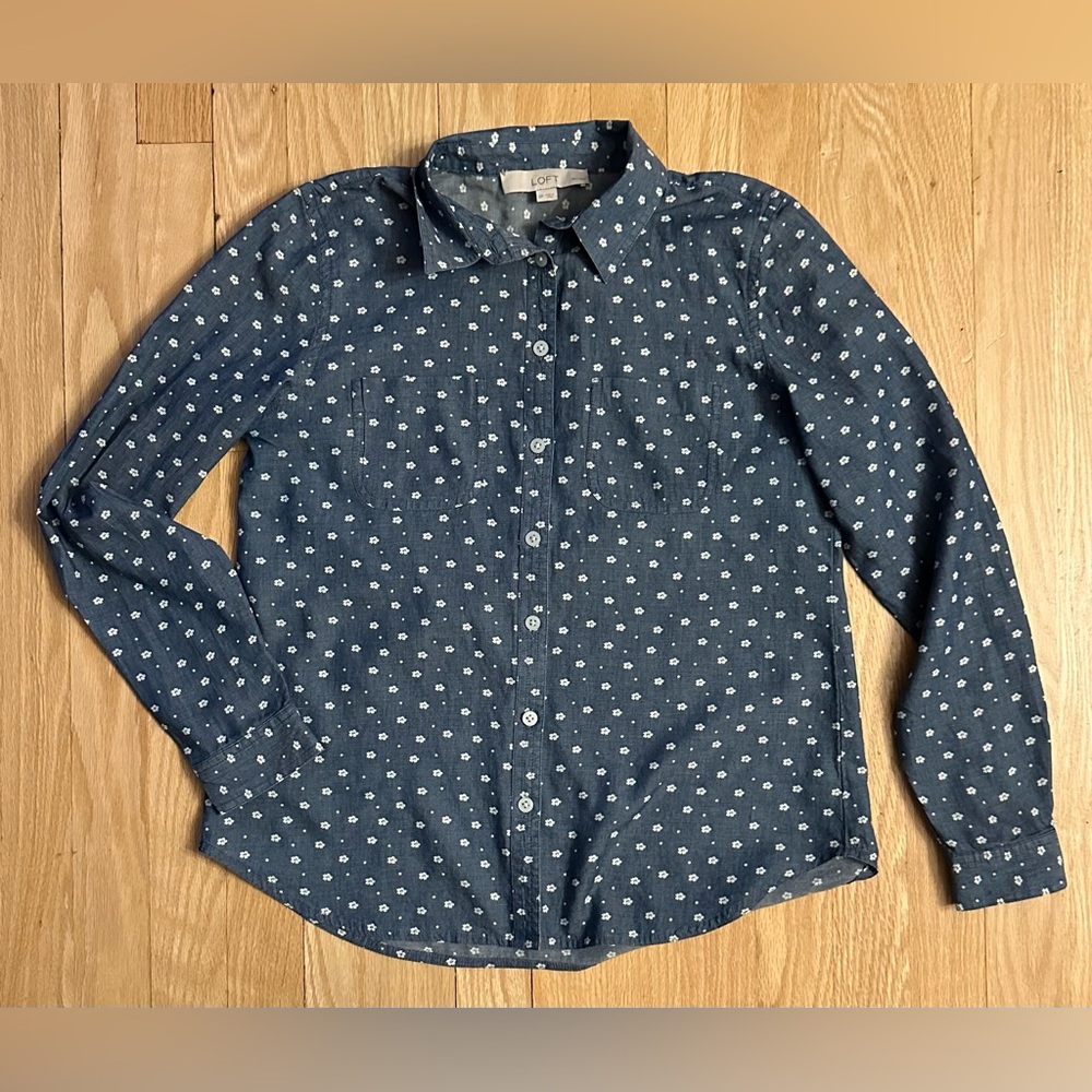 LOFT Floral Print Chambray Button Down Blouse, Size Small Petite